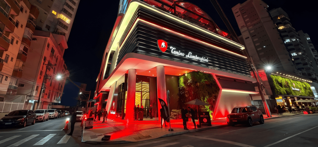 SM Santa Maria presente na entrega do primeiro Tonino Lamborghini Residences do mundo